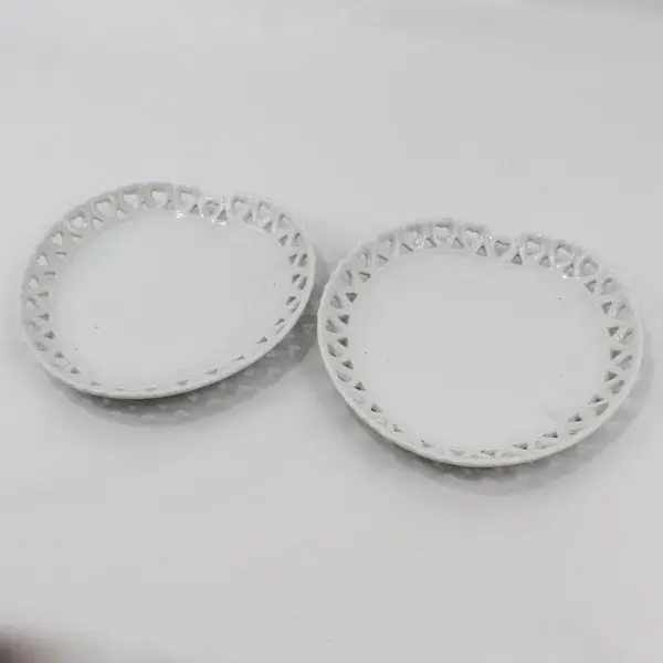 Set of 2 Rynne's China Reticulated Lace Edge Heart Shaped Plates