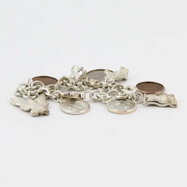 Silver-Tone America Patriotic Charm Bracelet 8.5"