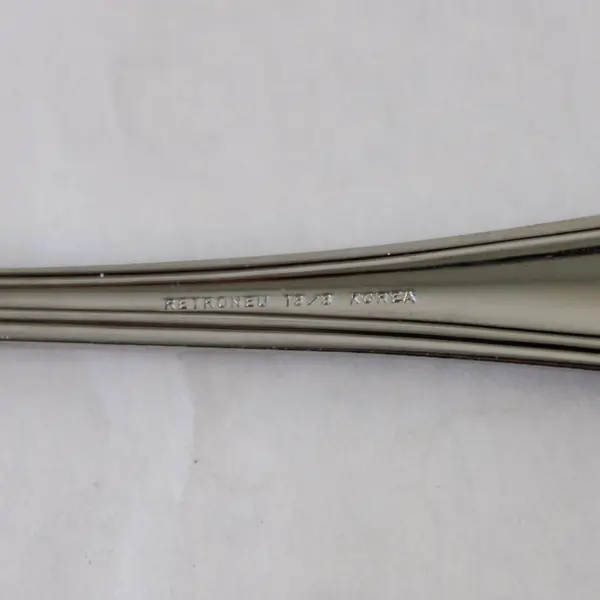 Retroneu Hampton Shell Stainless Steel Dinner Fork 7.5 in