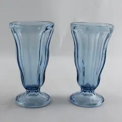 Set of 2 Anchor Hocking Blue Glass Ice Cream Sundae Glasses 6-3/4"