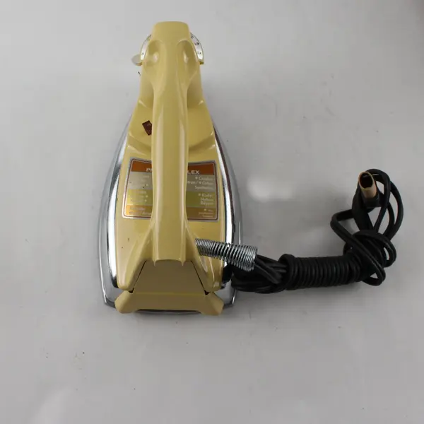 Proctor Silex Iron 081531 Type I1 - Untested - Sold as is