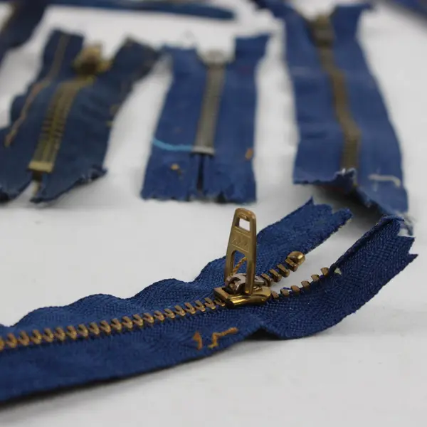 Lot Mixed Blue Replacement Zippers Assorted Sizes Used