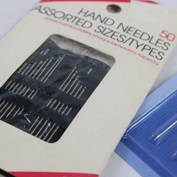 Lot of 6 Packs of Singer Hand & Sewing Machine Needles, Assorted Sizes/Unopened 