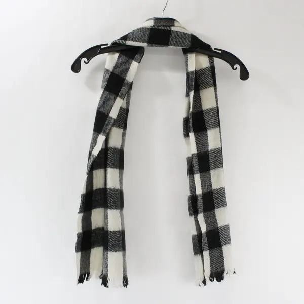 Lot of 2 Buffalo Check Fringe Winter Scarves Black/White Pink/Black