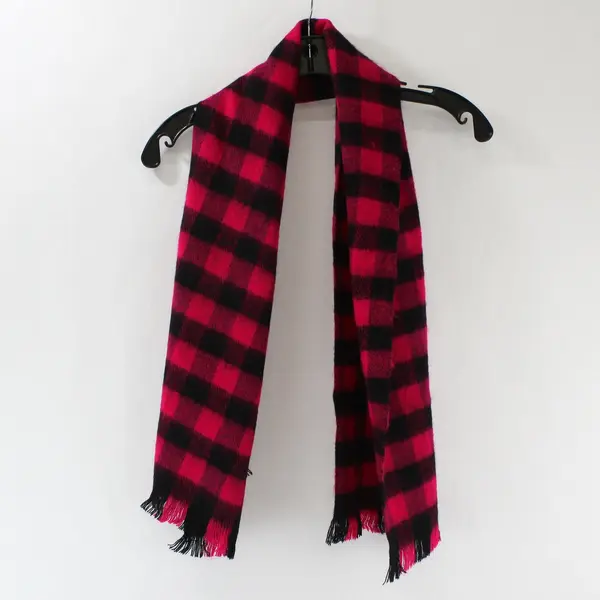 Lot of 2 Buffalo Check Fringe Winter Scarves Black/White Pink/Black