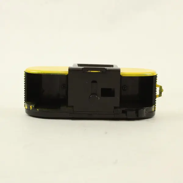 Kodak Hot-Shot II Vintage 110 Camera w/ Film Untested