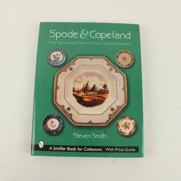 Spode & Copeland 200 Years of Fine China & Porcelain Steven Smith 2005 HC DJ