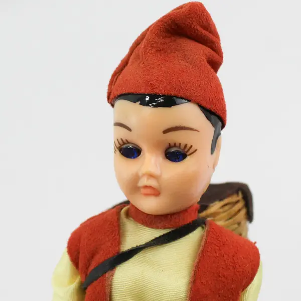Carlson Dolls Italian Boy Ethnic Doll 8-53 with Red Plastic Heart Stand And Tag