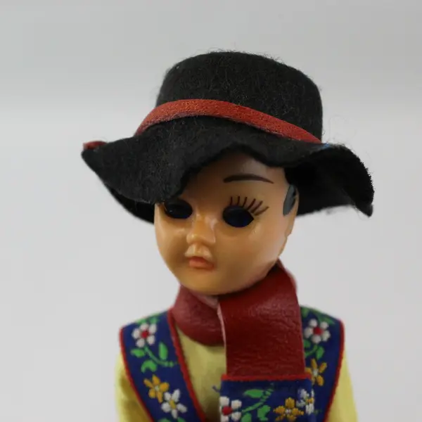 Carlson Dolls Swedish Boy Ethnic Doll 8-47 with Red Plastic Heart Stand And Tag
