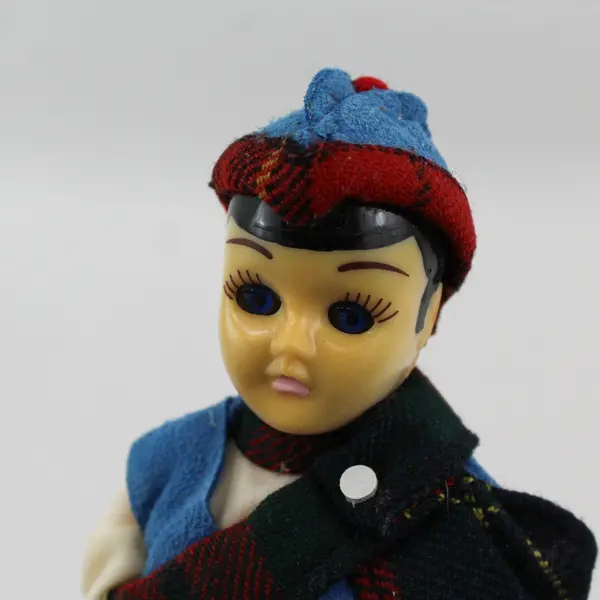 Carlson Dolls Scottish Boy Ethnic Doll 8-71 with Red Plastic Heart Stand And Tag
