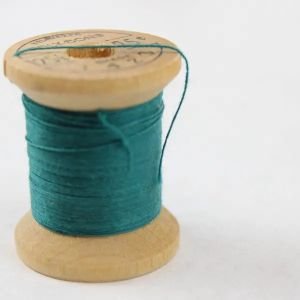 Coats & Clark's O.N.T. Lot of 8 Sewing Thread Spools Assorted Colors