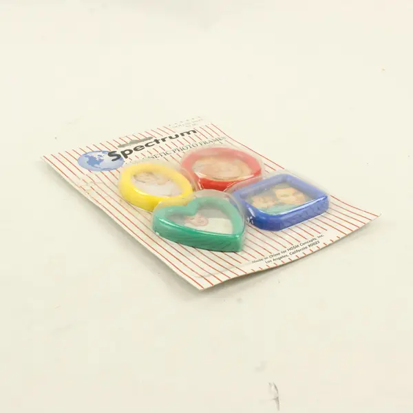 Spectrum 4 Magnetic Photo Frames Assorted Shapes Home Office Decor