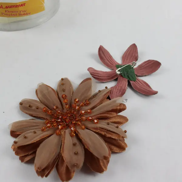 cool.summer 2004 Flower Pin Ponytail Holder Boxed Assorted Colors Lot