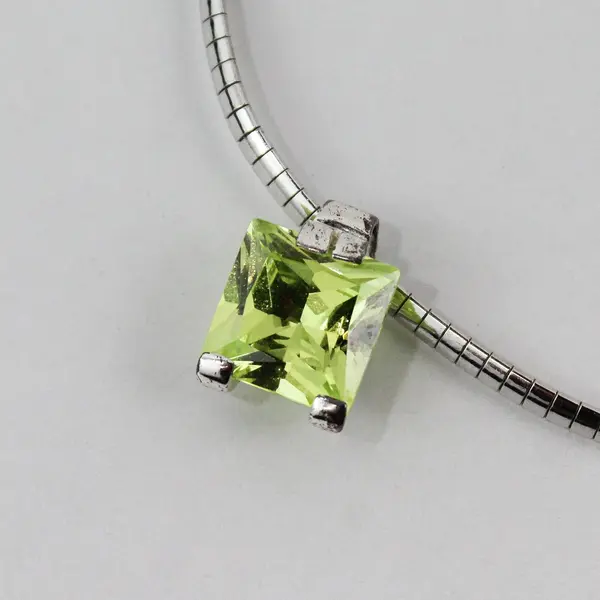 Minimalist Modernist Peridot Pendant Sterling Silver Chain Necklace 17.5"