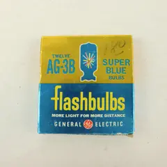 Vintage GE AG-3B Super Blue Flashbulbs 12 Count w/ Original Box