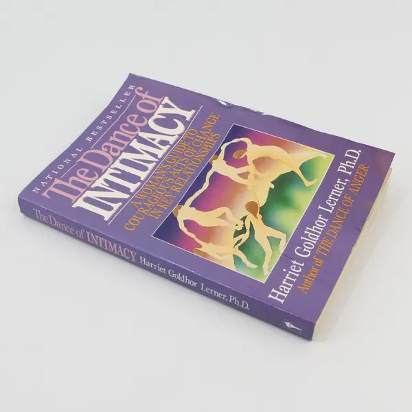 Vintage The Dance of Intimacy A Woman's Guide Harriet Goldhor Lerner 1990 PB 