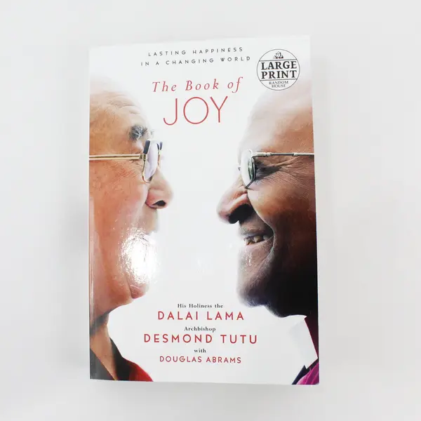 The Book of Joy Lasting Happiness Dalai Lama Desmond Tutu Large Print 2016 PB