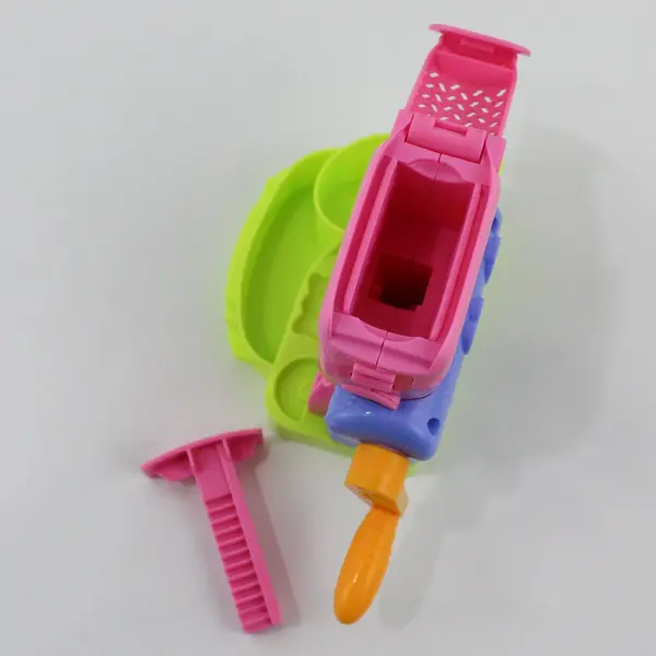 2024 Hasbro Play-Doh Hair Stylin Salon Playset Kids Styling Toy 