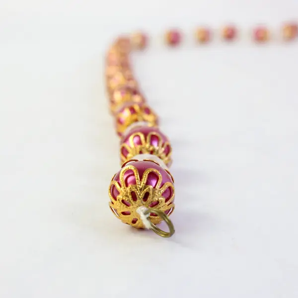 Vintage Holiday Garland Fuchsia Beads Gold Filigree 68in