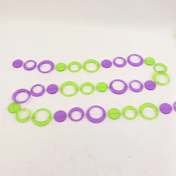 2lb Lot Purple and Green Plastic Garlands DIY Crafts