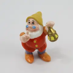 Vintage Schmid Disney Snow White & The Seven Dwarfs Doc W/ Lantern Figurine