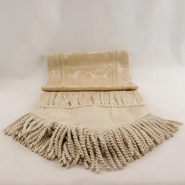 Champagne Damask Jacquard Table Runner Floral Diamond Pattern 66x13