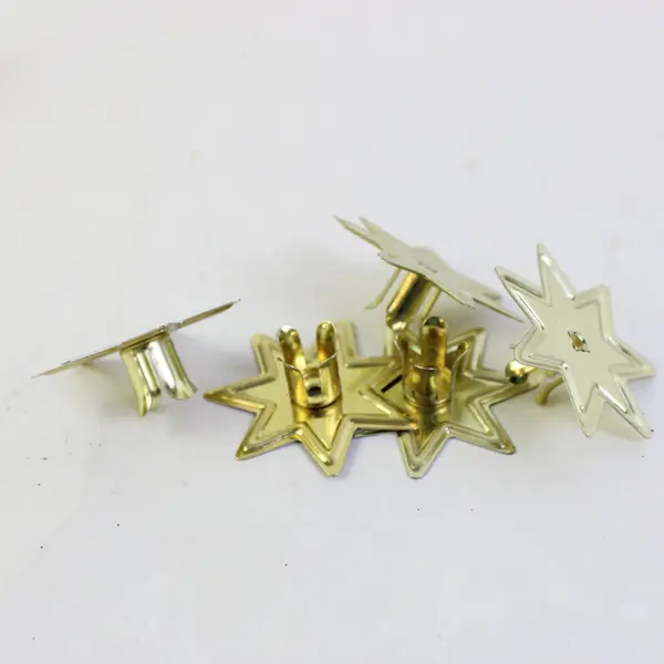 Lot of 30 Vintage Gold-Tone 8-Point Star Candle Holders Christmas Tree