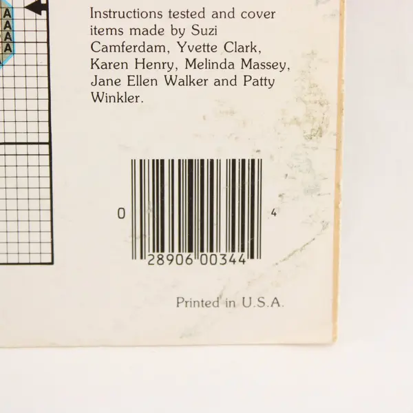 Lot 2 Leisure Arts Cross-Stitch Booklets Country Alphabet Garden Beauties