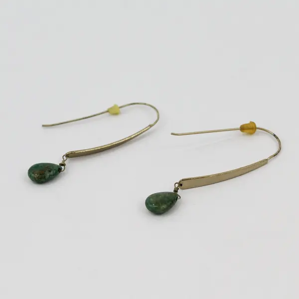 Vintage Green Teardrop Stones Gold-Tone Dangle Earrings