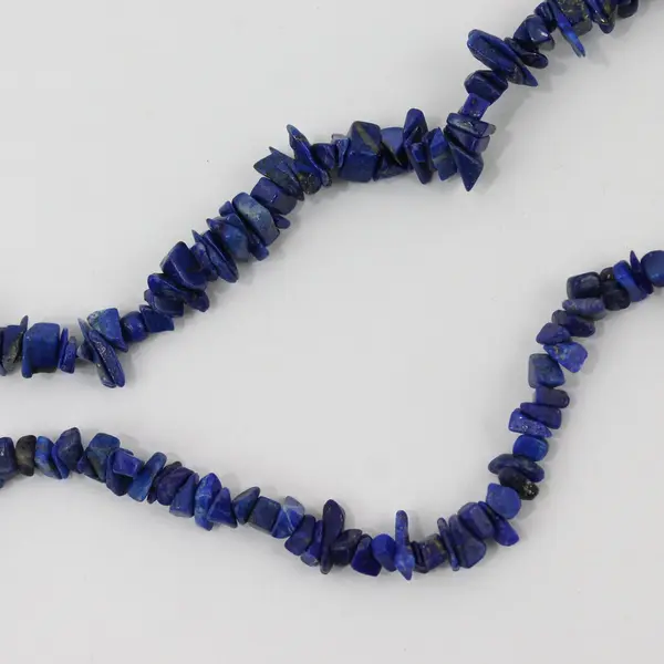 Vintage Lapis Lazuli Chip Beaded Necklace 27"