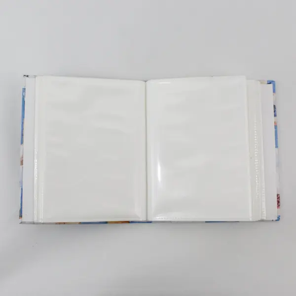 Lot of 2 Matching Seashell Photo Albums 80 4x6 Photos Each