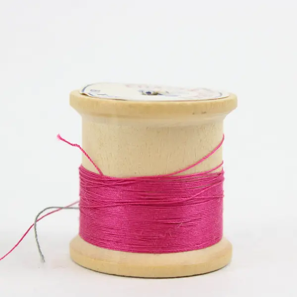 Lot of Wooden Sewing Spools w/ Thread Remnants 1/2 lb