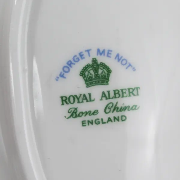 Royal Albert Forget Me Not Bone China 2 Part leaf Shaped Relish Dish