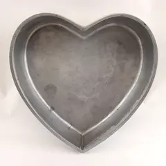 Heart Shaped Aluminum Cake Pan Baking Mold Used
