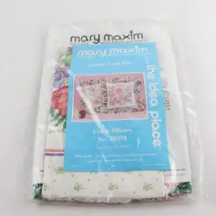 Mary Maxim Floral Pillows No.78378 Fabric & Instructions - 14"sq Makes 2 Pillows