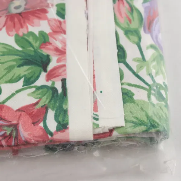 Mary Maxim Floral Pillows No.78378 Fabric & Instructions - 14"sq Makes 2 Pillows