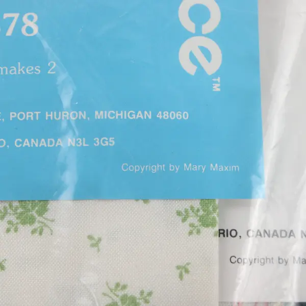 Mary Maxim Floral Pillows No.78378 Fabric & Instructions - 14"sq Makes 2 Pillows