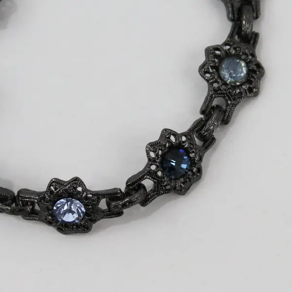 Vintage Blue Rhinestone Starburst Setting Gunmetal Silver-Tone Bracelet 7.5"