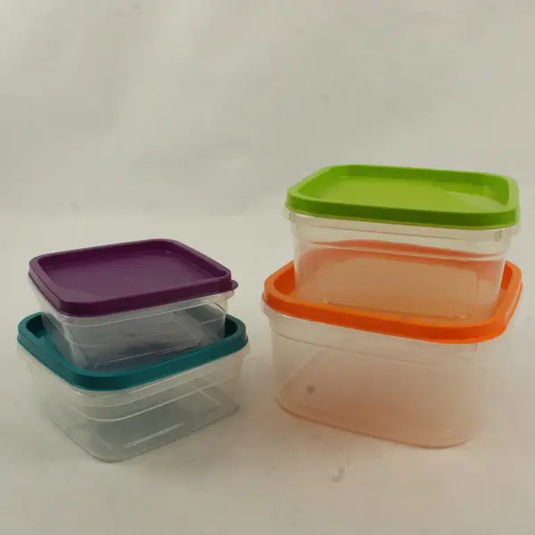Lot of 4 Klic Box Plastic Storage Containers Assorted Sizes Food Storage