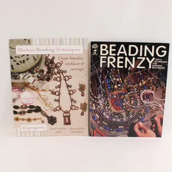 Lot of 2 Vintage Beading Booklets Beading Frenzy Modern Beading Techniques