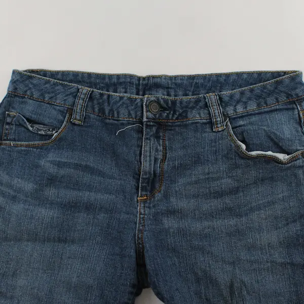 Faded Glory Bermuda Denim Shorts Womens 14 Blue Medium Wash Cuffed