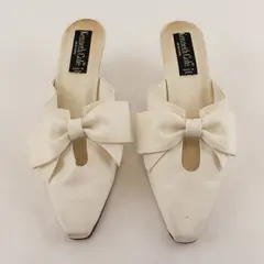 Kenneth Cole Vintage 2000s Ivory Pointed-Toe Mule Heels Bow Sz 7