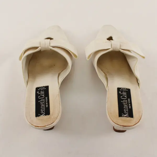 Kenneth Cole Vintage 2000s Ivory Pointed-Toe Mule Heels Bow Sz 7