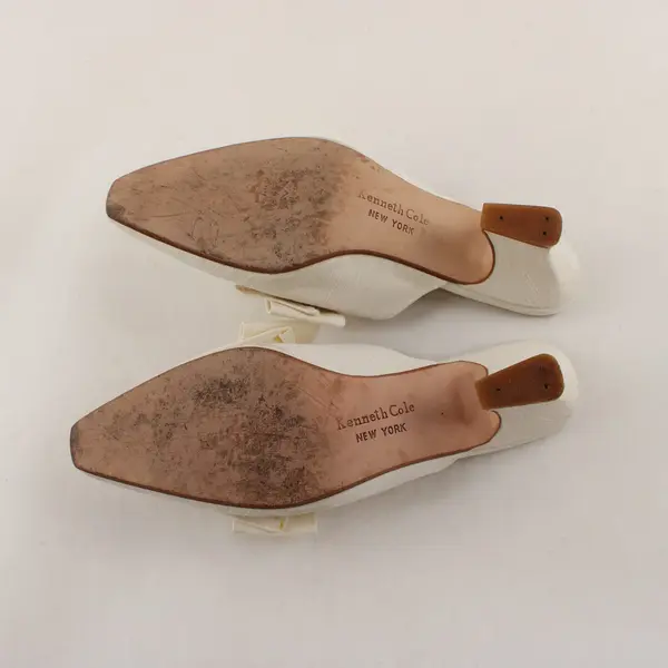 Kenneth Cole Vintage 2000s Ivory Pointed-Toe Mule Heels Bow Sz 7