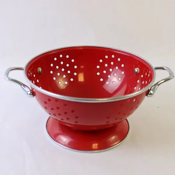 Calypso Basics Reston Lloyd Red Enameled Colander 1.5 Qt