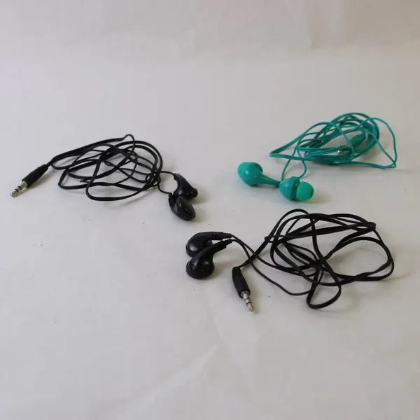 Lot of 3 Pairs Earphones 3.5mm Jack Black Teal Used Untested