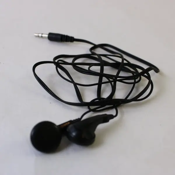 Lot of 3 Pairs Earphones 3.5mm Jack Black Teal Used Untested