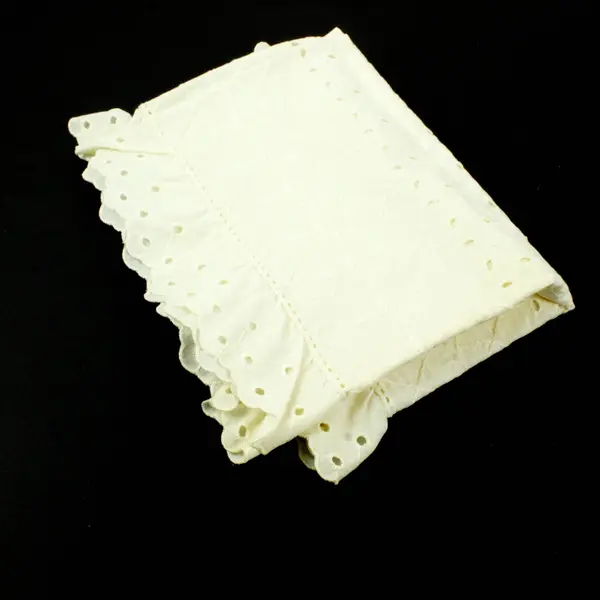 White Eyelet Embroidery Table Runner Ruffled Edge 29x12.5in