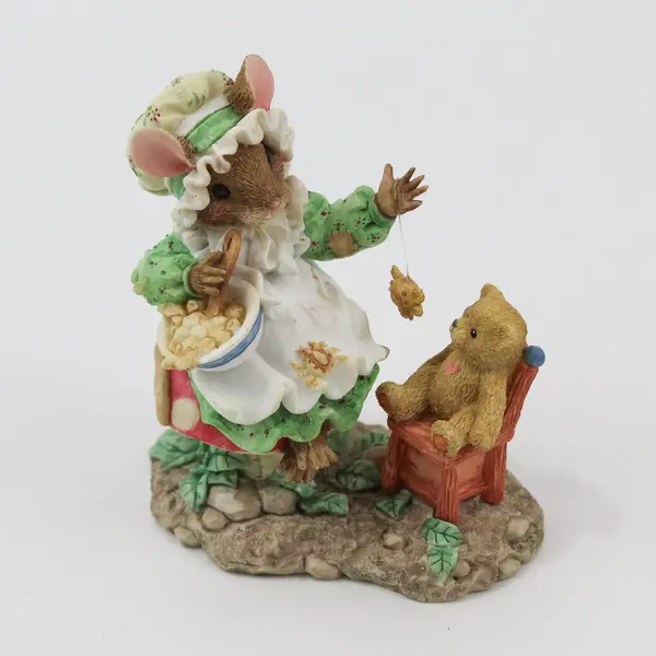 1995 Enesco Priscilla Hillman Mouse Tales Little Miss Muffet Figurine 160660