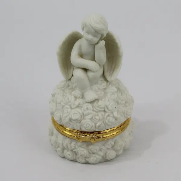GHE Ceramic Thinking In Roses Cherub Trinket Box